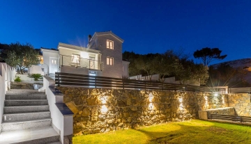 vila_omis3.jpg